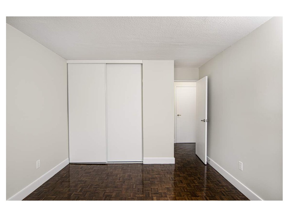 3 Bedroom Apartment for Rent - 255 & 265 Westwood Road 3
