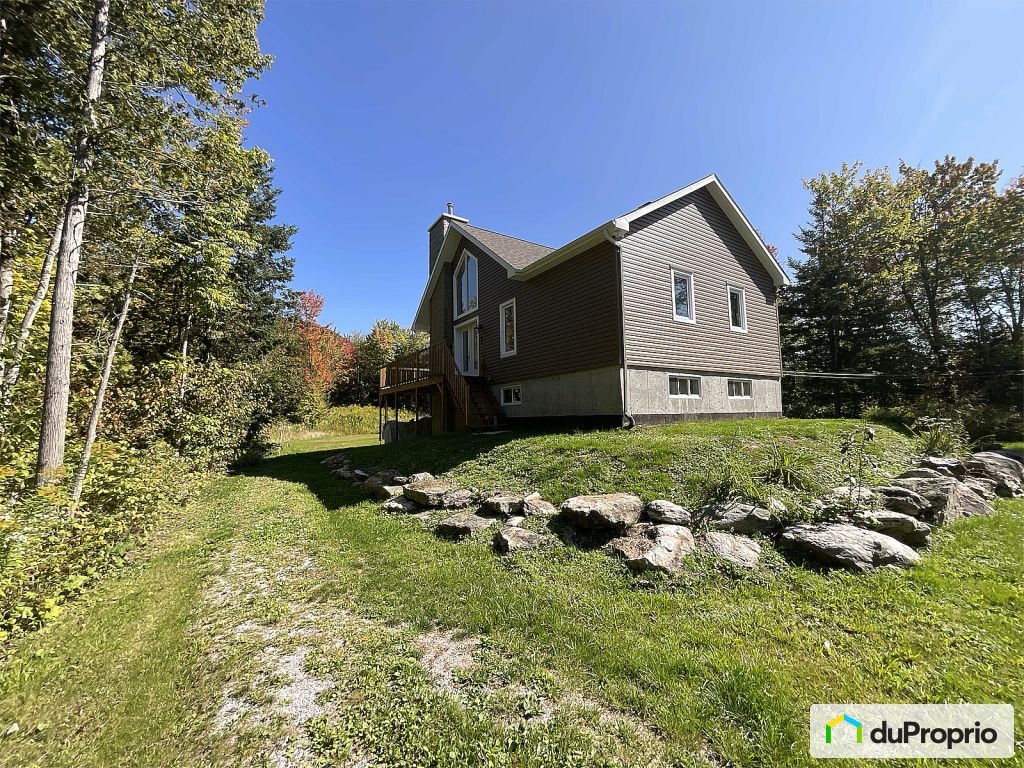 $417,500 - Bungalow for sale in St-Joseph-De-Ham-Sud — photo 2