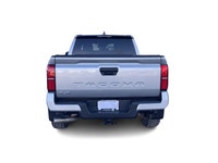 2024 Toyota Tacoma Base Silver 4WD, 4-Wheel Disc Brakes, ABS brakes, Alloy wheels, Apple CarPlay/And... (image 8)