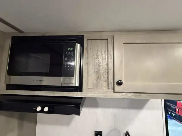 2026 Sunset Park RV Sunlite Limited 19BH in Travel Trailers & Campers in Longueuil / South Shore - Image 11