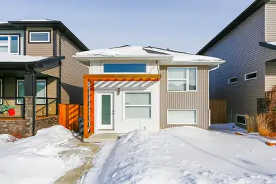 This main floor home features: * Spacious Entry * Large Kitchen with lots of storage * Sizable Livin...
