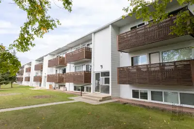 Youngstown Townhomes and Apartments is professionally managed by Mainstreet Equity Mainstreet has th...