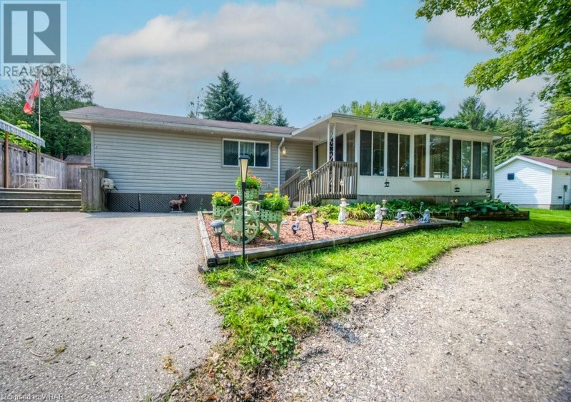 596101 OXFORD 59, 21 TROPICANA East Zorra Tavistock, Ontario Houses