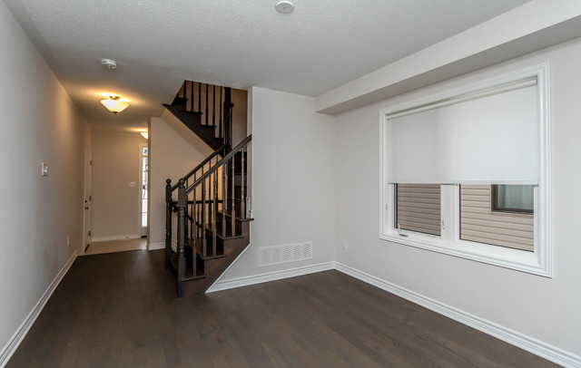 356 ROUNCEY ROAD, KANATA ON    - 3 Bedroom Townhome for Rent in Long Term Rentals in Ottawa - Image 4