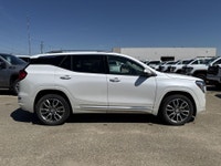 AMVIC Licensed Dealer * Power Sunroof * Heated Front Seats & Steering Wheel * Power Liftgate * Remot... (image 8)