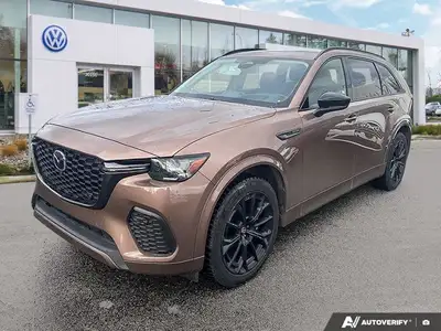 This Mazda CX-70 MHEV boasts a Intercooled Turbo Gas/Electric I-6 3.3 L/200 engine powering this Aut...