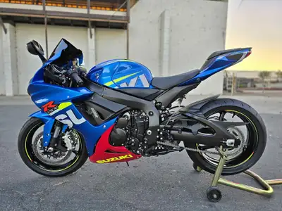 Welcome to Ride Collective - AB APPLY NOW: https://www.ridecollective.ca/get-pre-approved 2016 SUZUK...