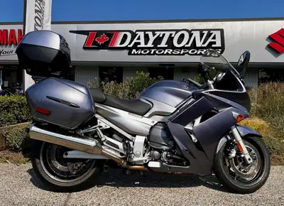 2006 FJR1300 AE with Paddle Shift, Only 10,500kms! MSRP $7878 + $199 Doc = $8077 + Taxes! CARFAX: Cl...