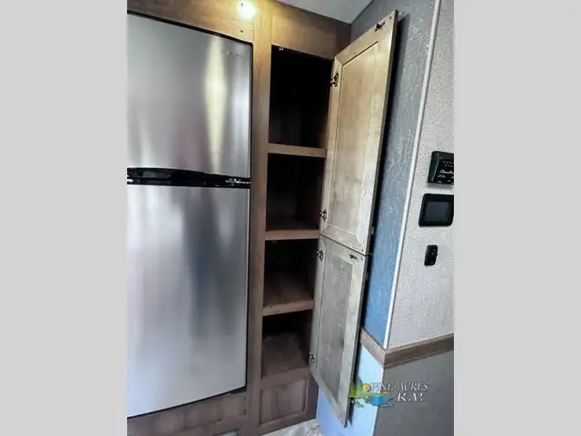 2021 Holiday Rambler Admiral 34J only 13 Milles in RVs & Motorhomes in Moncton - Image 37