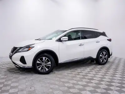 Le Nissan Murano SV 2020 est un VUS de taille moyenne qui allie style, confort et technologie avancé...