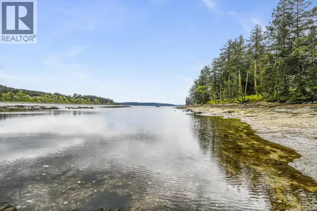 Lot 7 Driftwood Dr Mudge Island, British Columbia in Land for Sale in St. John's - Image 3