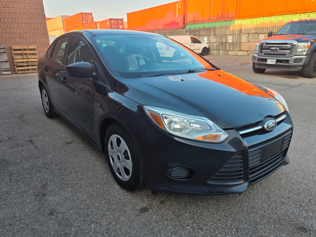 2014 Ford Focus S **CERTIFIED** 5 Speed in Cars & Trucks in City of Toronto - Image 2