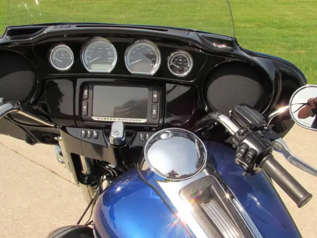 2017 Harley-Davidson FLHTK Electra Glide Ultra Limited Low New D in Sport Touring in Leamington - Image 25