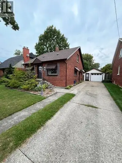 Old World charm in a ""PERFECT PACAGE"" sought after South side location offers a lovely move in rea...
