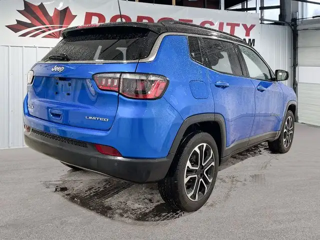 2024 Jeep Compass Limited | Heated Leather Seats in Cars & Trucks in Saskatoon - Image 6