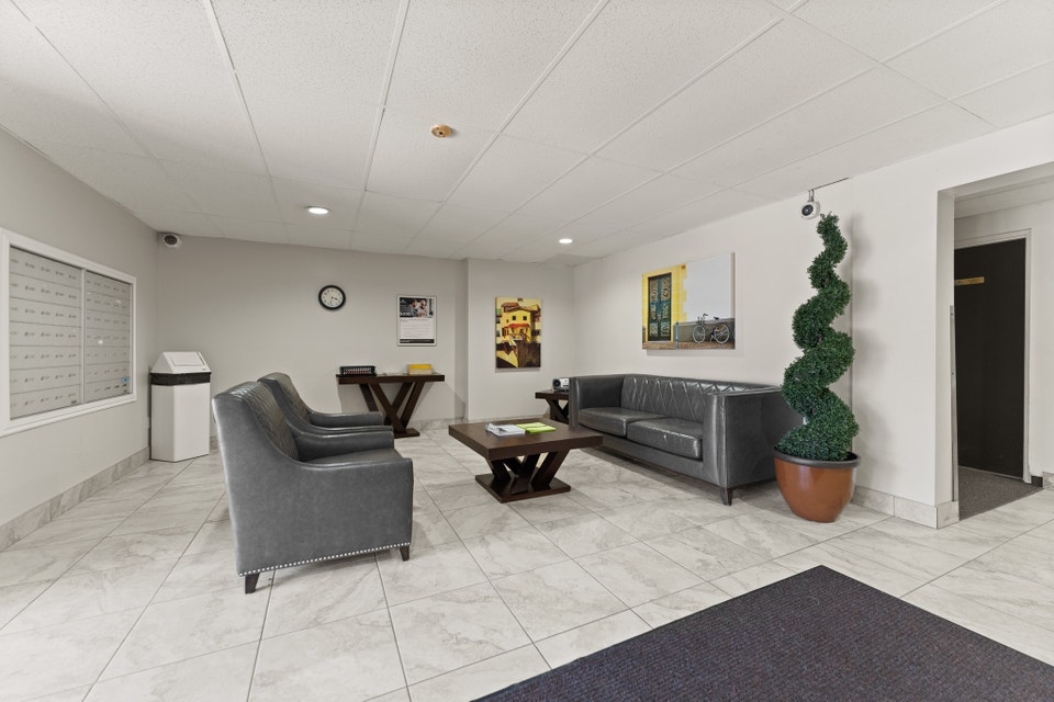 Marine Court Apartments - 1 Bedroom Apartment for Rent - Windsor 4