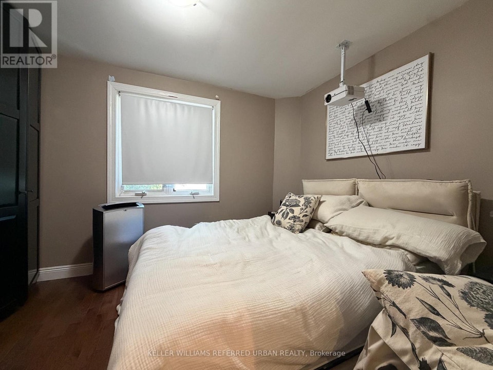 MAIN - 429 OSSINGTON AVENUE Toronto (Trinity-Bellwoods), Ontario 4