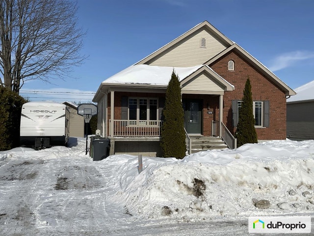 $499,000 - Bungalow for sale in Drummondville (Drummondville) — photo 1