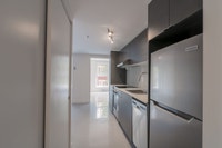 Renovated Akelius one bedroom apartment for rent. Located near Marie Anne in the Plateau Mont-Royal... (image 1)