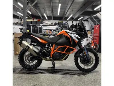 2020 KTM 1290 SUPER ADVENTURE KTM 1290 SUPER ADVENTURE 2020 Les photos peuvent être à titre indicati...