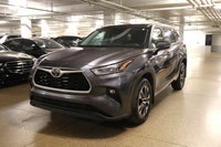 This Toyota Highlander has a dependable Regular Unleaded V-6 3.5 L/211 engine powering this Automati... (image 3)
