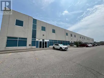Class A building, extremely well maintained with 24 foot clear and 2 shipping/truck level doors for...