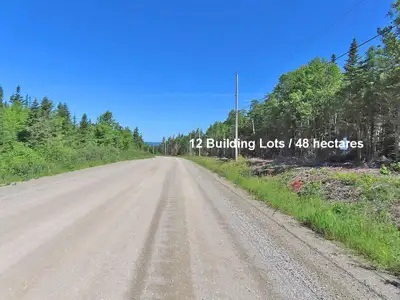 In a beautiful hillside location on Cape Breton / East Bay Hills, you will find this affordable buil...