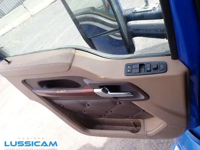 2020 Kenworth T680 in Heavy Equipment in Longueuil / South Shore - Image 14