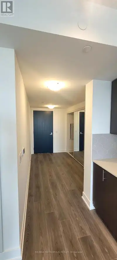 742 - 2545 SIMCOE STREET N Oshawa (Windfields), Ontario