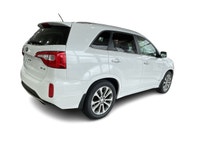 2015 Kia Sorento SX 3.3L V6 Odometer is 53298 kilometers below market average! 10 Speakers, 4-Wheel... (image 1)