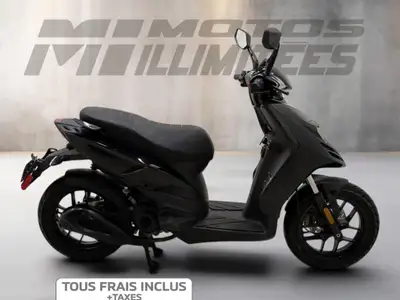 2025 Piaggio Typhoon 50 Piaggio Typhoon 50 2025 2025 Piaggio Typhoon 50 d’occasion, couleur Noir, av...
