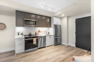 1 Bedroom Apartment for Rent - 41 Johnson Street, View more