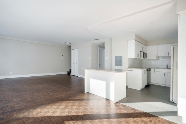 Rockhill Appartements - 4 1/2 (2 Bedroom Penthouse) Renovated A  dans Locations longue durée  à Ville de Montréal