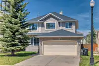 8 Strathlea Close SW Calgary, Alberta