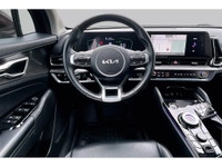 2023 Kia Sportage Hybrid EX A top-rated compact SUV known for its bold styling advanced technology a... (image 2)