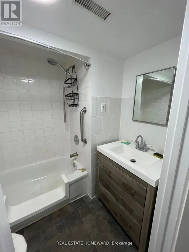 BASEMENT - 810 SANOK DRIVE Pickering (West Shore), Ontario in Long Term Rentals in Oshawa / Durham Region - Image 12