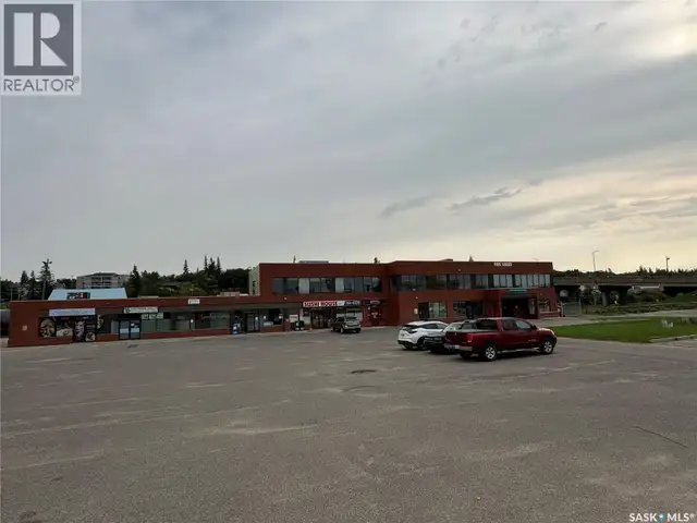77 15th STREET E Prince Albert, Saskatchewan in Commercial & Office Space for Sale in Prince Albert - Image 3
