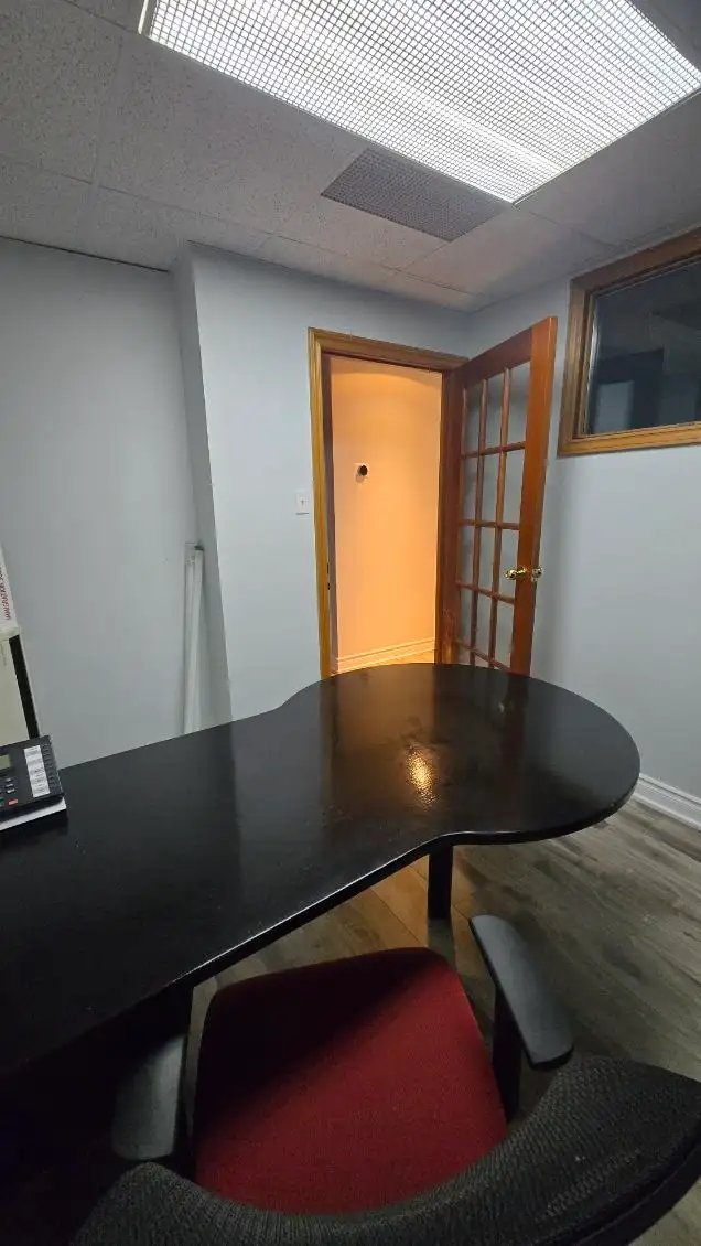 Commercial Lease in Commercial & Office Space for Rent in Mississauga / Peel Region - Image 3