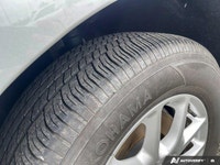 Only 25 Miles! This Chrysler Grand Caravan has a durable Regular Unleaded V-6 3.6 L/220 engine power... (image 9)