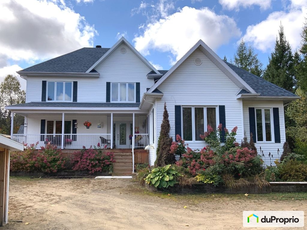 $799,000 - 2 Storey for sale in St-Mathieu-Du-Parc — photo 1