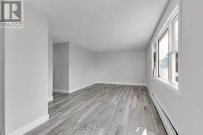 ONE MONTH FREE RENT ON A 13 MONTH LEASE PLUS A $250 AMAZON GIFT CARD MOVE IN BONUS! This spacious th...