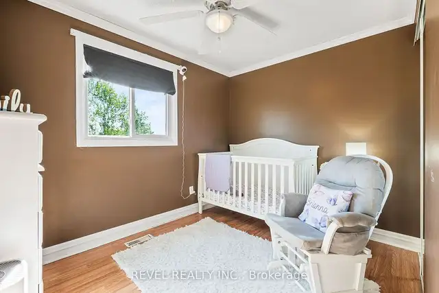 Perfect Place to Start! in Houses for Sale in Oshawa / Durham Region - Image 8