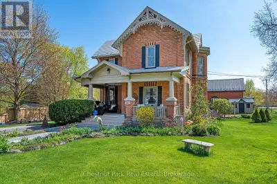 Beautiful Brick Home with Coach House in Meaford - Over 3,800 Sq Ft of Living Space! This stunning b...