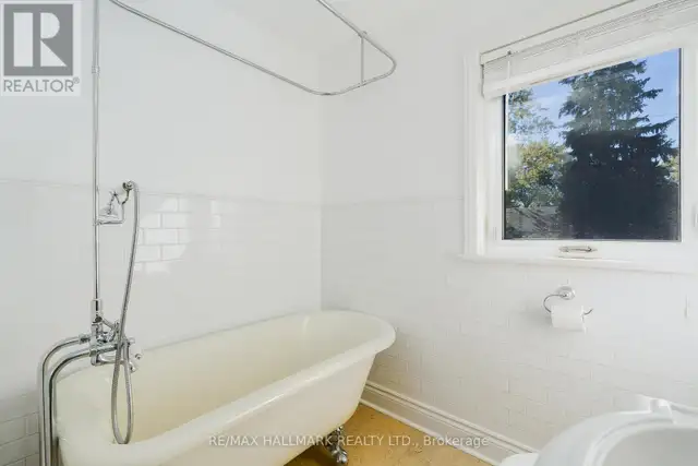97 ATLEE AVENUE Toronto (Birchcliffe-Cliffside), Ontario in Long Term Rentals in City of Toronto - Image 18