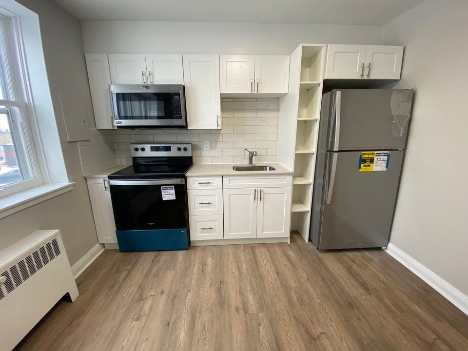 50 Central Avenue West - Apartment for Rent in Brockville! 2
