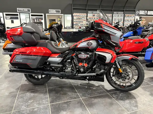 2026 Harley-Davidson CVO Street Glide Limited in Street, Cruisers & Choppers in Sudbury - Image 5