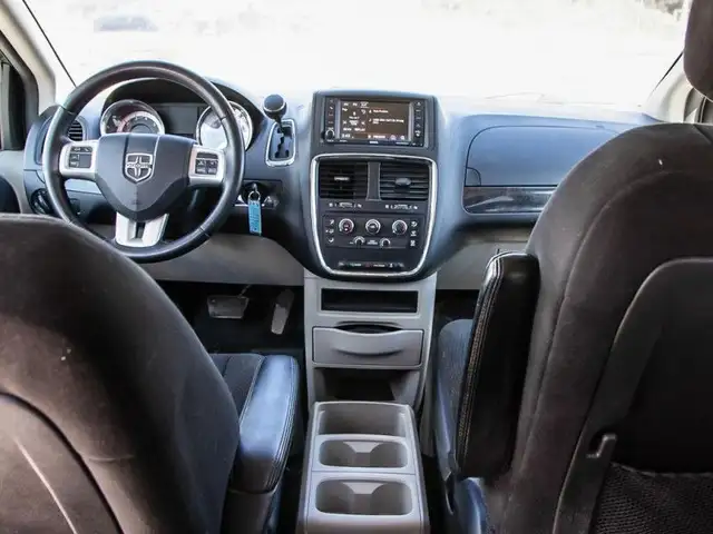 2016 Dodge Grand Caravan SXT - Power Windows - $65.41 /Wk in Cars & Trucks in Vernon - Image 26