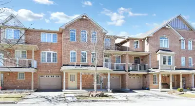 Price: $644,900 / $2,447/mo Welcome to this bright and spacious 3-bedroom condo townhouse, an excell...