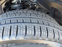 Leather Trimmed Bucket Seats, Remote Start System, Heated Front Seats, Heated Steering Wheel, Ventil... (image 4)
