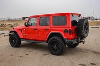 RADIO: UCONNECT 4C NAV W/8.4 DISPLAY,TRANSMISSION: 8-SPEED AUTOMATIC -inc: Tip Start Dana M200 Rear... (image 1)
